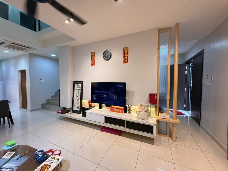 2-storey Terraced House for Sale in Austin (Johor Bahru) - Javenthan Ng - Living Room - PropertyGuru.com.my
