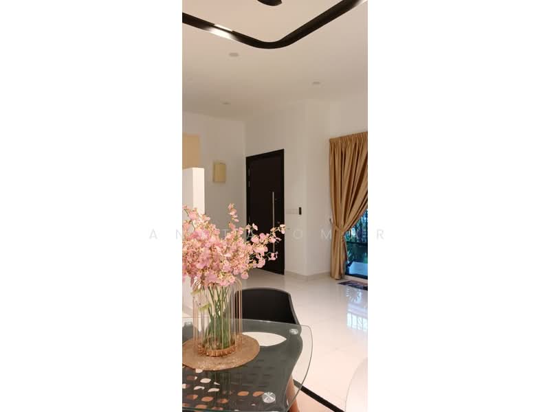3-storey Terraced House for Sale in Tiara South (Semenyih) - Anita Omar - Interior - PropertyGuru.com.my