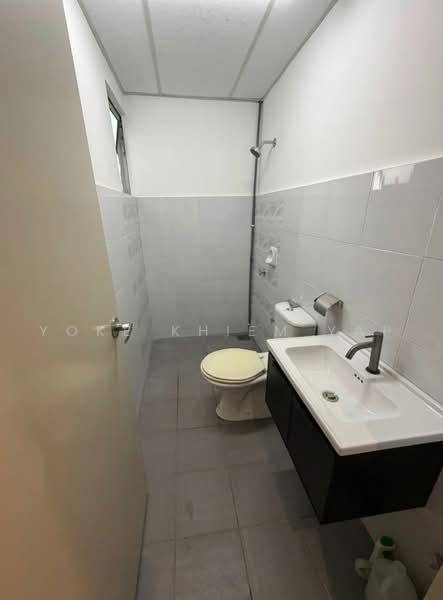 Apartment for Rent at Impiana Sky Residensi - Yoke Khiem Yap - Bathroom - PropertyGuru.com.my