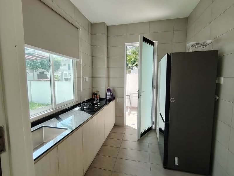 Bungalow for Rent in Senibong (Permas Jaya) - Javenthan Ng - Kitchen - PropertyGuru.com.my