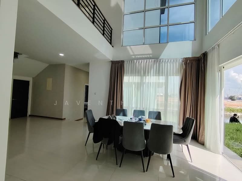 Bungalow for Rent in Senibong (Permas Jaya) - Javenthan Ng - Dining Room - PropertyGuru.com.my
