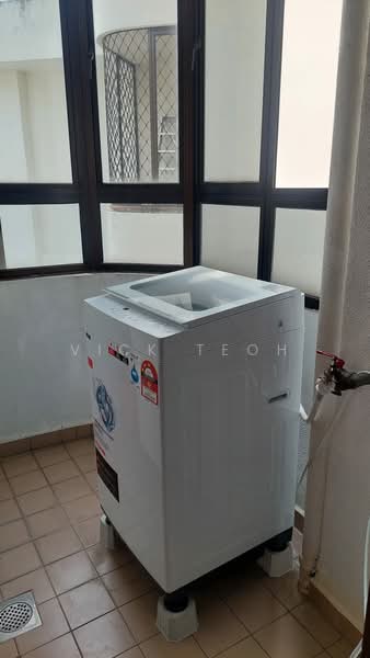 Pangsapuri untuk Disewa di Desa Pelangi - Vick Teoh - Balcony - PropertyGuru.com.my