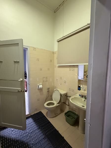 Bungalow for Sale in Seksyen 5 (Petaling Jaya) - Theresa De Silva - PropertyGuru.com.my