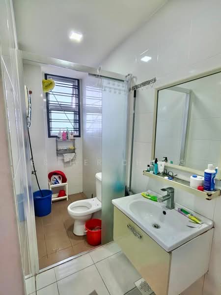 Rumah Teres 2 Tingkat untuk Dijual di Iskandar Puteri (Nusajaya) (Johor) - Esther Chang - Bathroom - PropertyGuru.com.my