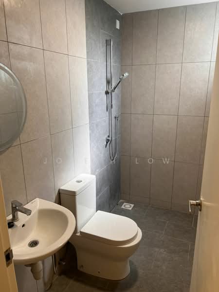 Servis Apartment untuk Disewa di Tuan 2egacy - Joseph Low - Bathroom - PropertyGuru.com.my