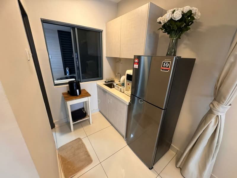 Service Residence for Rent at Serviced Residence @ 3 Towers - Loh KC - Kitchen - PropertyGuru.com.my