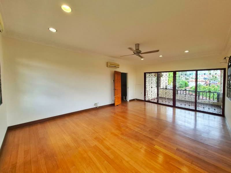 Rumah Banglo untuk Dijual di Seksyen 6 (Kota Damansara) - Aizat Saifulrullah - Living Room - PropertyGuru.com.my