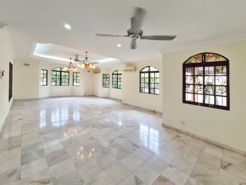 Rumah Banglo untuk Dijual di Seksyen 6 (Kota Damansara) - Aizat Saifulrullah - Living Room - PropertyGuru.com.my