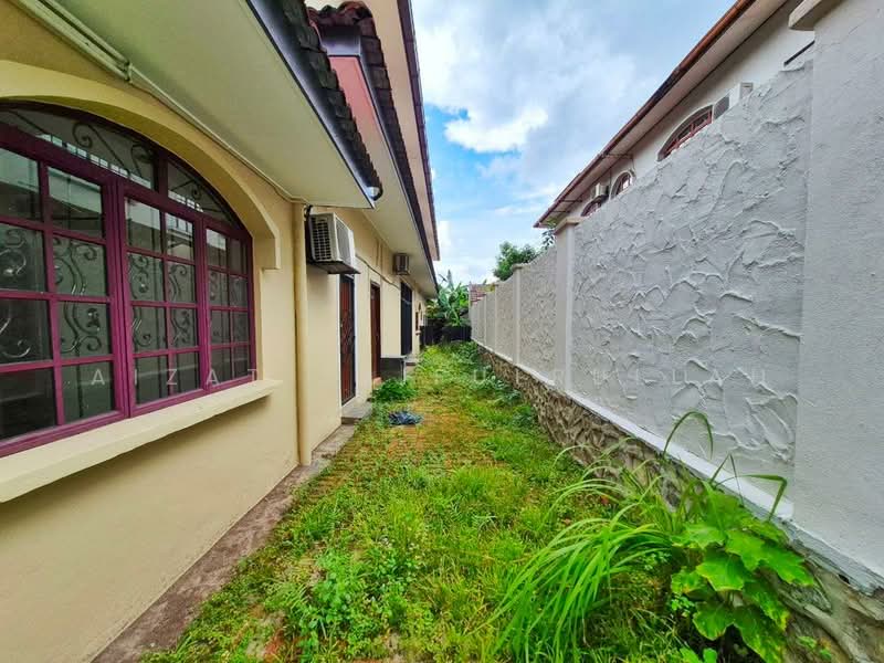 Rumah Banglo untuk Dijual di Seksyen 6 (Kota Damansara) - Aizat Saifulrullah - Exterior - PropertyGuru.com.my