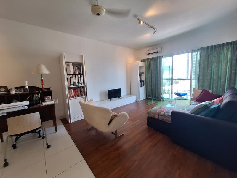 Kondominium untuk Dijual di Elit Heights @ Bayan City - Melinda Chew - Living Room - PropertyGuru.com.my