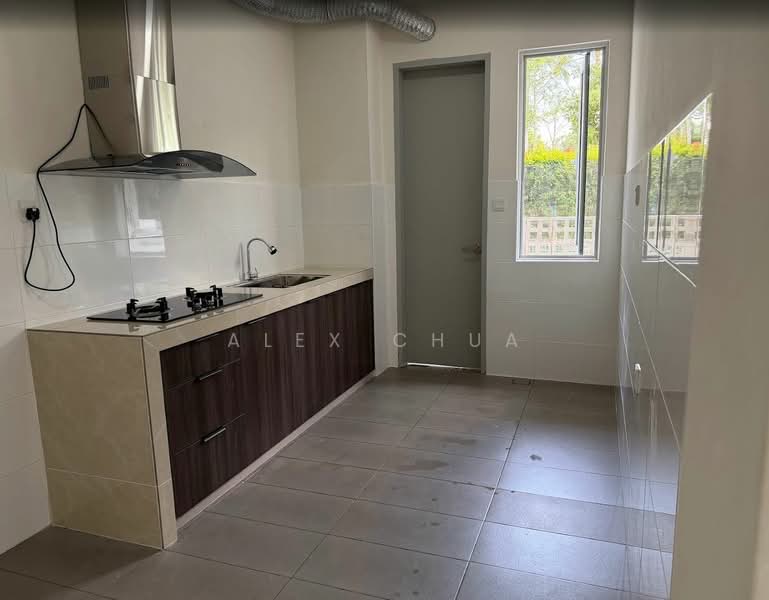 2-storey Terraced House for Rent in Bandar Rimbayu (Telok Panglima Garang) - Alex Chua - Kitchen - PropertyGuru.com.my
