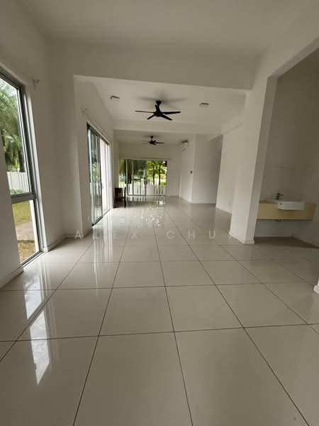 Rumah Teres 2 Tingkat untuk Disewa di Bandar Rimbayu (Telok Panglima Garang) - Alex Chua - Living Room - PropertyGuru.com.my