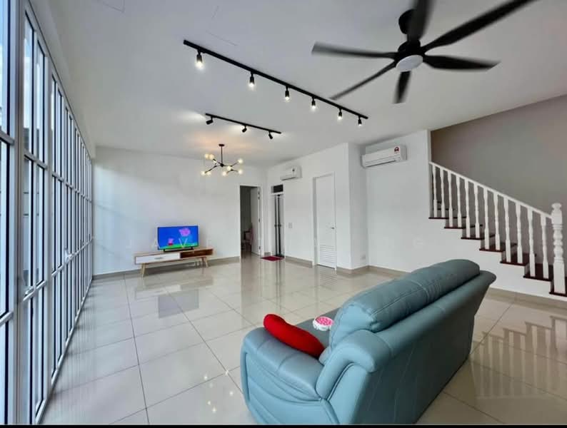 Cluster House for Sale in Taman Ekoflora (Johor Bahru) - Javenthan Ng - Living Room - PropertyGuru.com.my