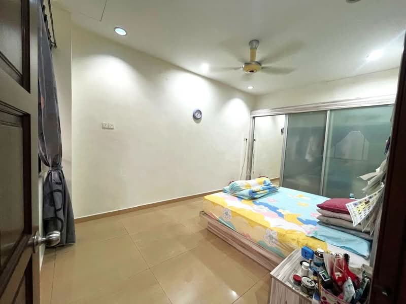 2-storey Terraced House for Sale in Batu Caves (Selangor) - David Lao - Bedroom - PropertyGuru.com.my