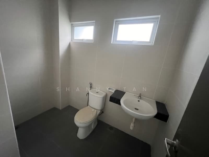 Rumah Teres 3 Tingkat untuk Dijual di Bandar Sungai Long (Selangor) - Shanny Tan - PropertyGuru.com.my