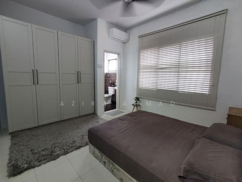 2-storey Terraced House for Sale in Bandar Saujana Putra (Tanjong Duabelas) - Azira Ahmad - Bedroom - PropertyGuru.com.my