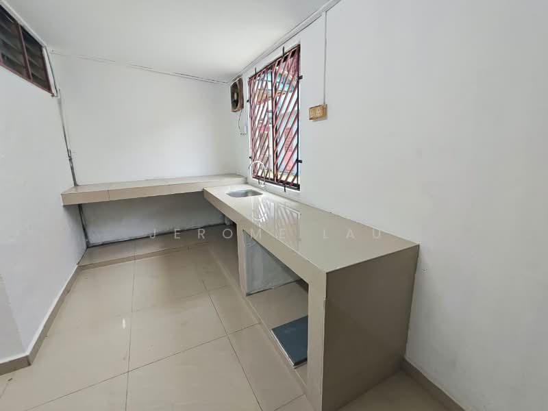 2-storey Terraced House for Rent in Taman Sri Muhibbah (Kulai) - JEROME LAU - Kitchen - PropertyGuru.com.my