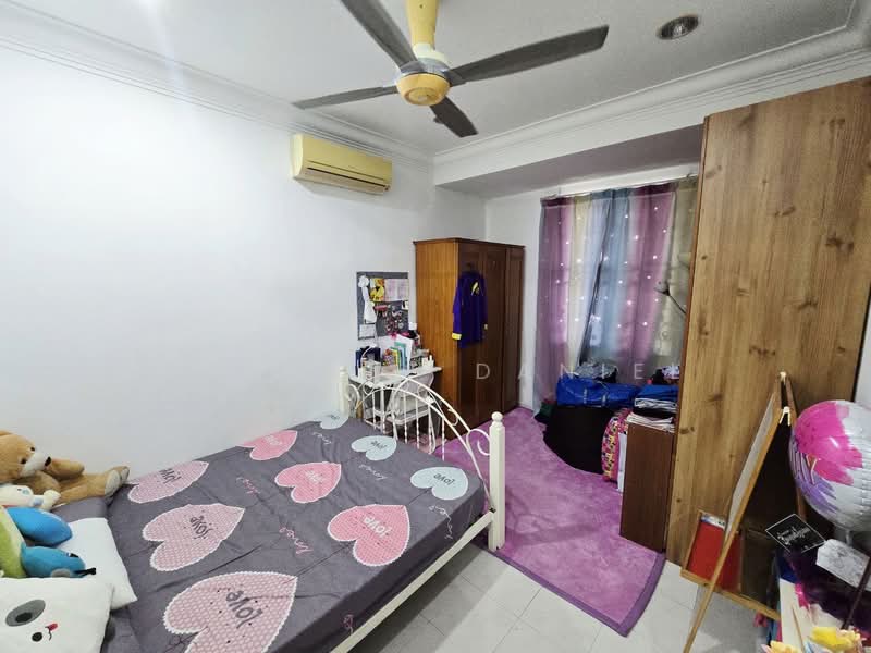 Rumah Teres untuk Dijual di Alam Damai (Cheras) - Ashraff Daniel - PropertyGuru.com.my