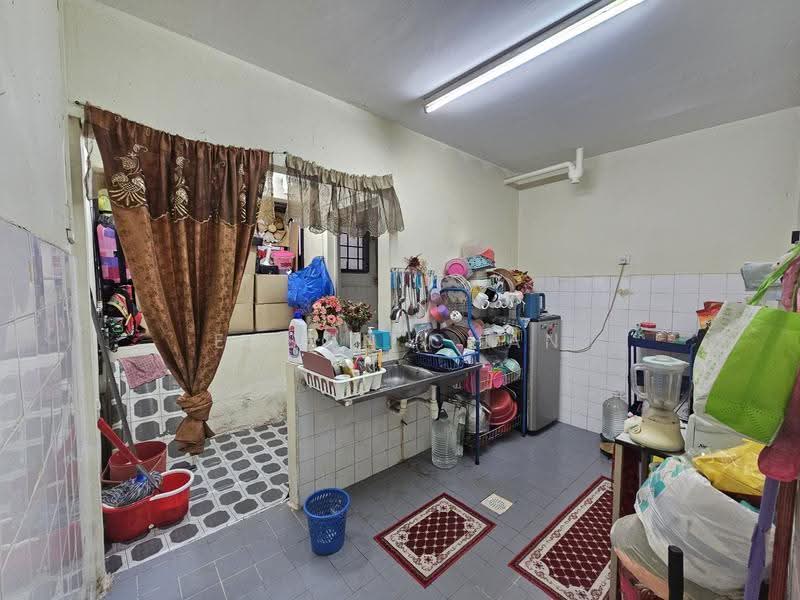 Apartment for Sale at Pandan Lake View - Eason Chan - Kitchen - PropertyGuru.com.my