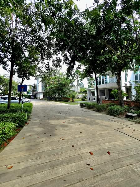 For Sale - The Glades