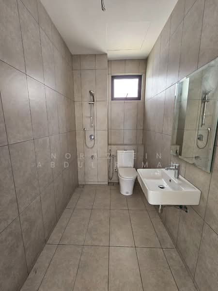 Rumah Berkembar untuk Dijual di Elmina (Shah Alam) - Norazrein Abdul Raman - Bathroom - PropertyGuru.com.my