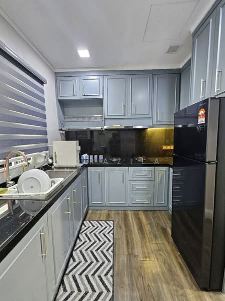2.5-storey Terraced House for Sale in Bukit Jelutong (Shah Alam) - Norazila Binti Abdul Rahim - Kitchen - PropertyGuru.com.my