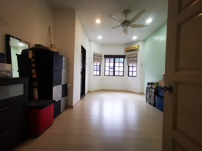 Rumah Teres 2 Tingkat untuk Dijual di Taman Sri Rampai (Wangsa Maju) - PeiGee . - Living Room - PropertyGuru.com.my
