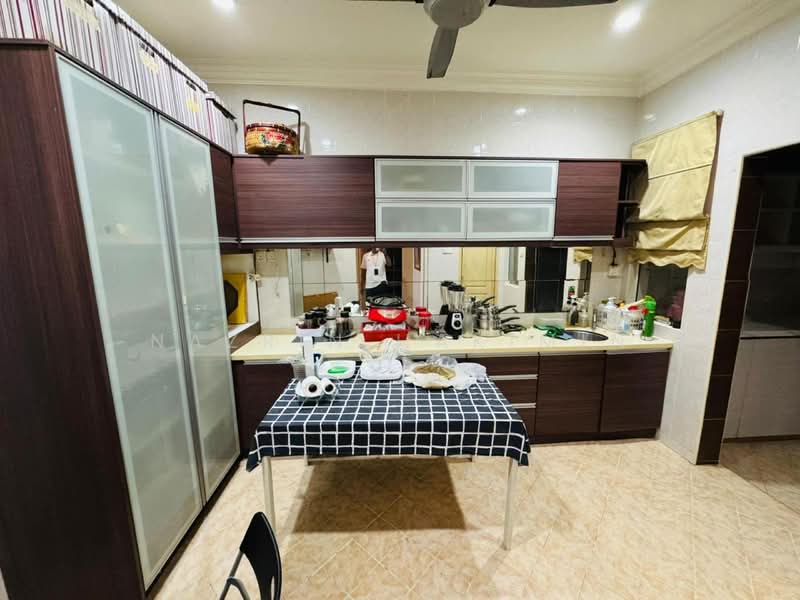 Rumah Teres 2 Tingkat untuk Dijual di Bukit Jelutong (Shah Alam) - Nazrin Hakimin - Kitchen - PropertyGuru.com.my