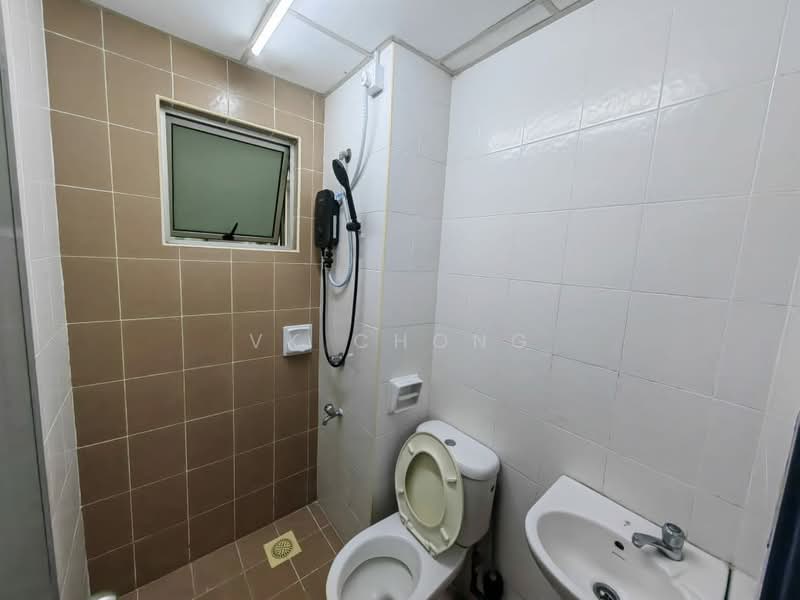 Service Residence for Sale at SuriaMas Suites - VK Chong - Bathroom - PropertyGuru.com.my