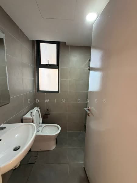 Kondominium untuk Dijual di Teega Residences - Edwin Dass - Bathroom - PropertyGuru.com.my