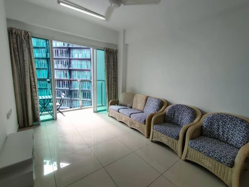 Kondominium untuk Disewa di Tropicana Bay Residences - Xinnee . - Living Room - PropertyGuru.com.my