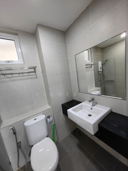 Condominium for Rent at Tropicana Bay Residences - Xinnee . - Bathroom - PropertyGuru.com.my