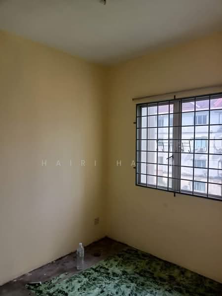 Pangsapuri untuk Dijual di Pangsapuri Seri Saujana - Hairi Halim - PropertyGuru.com.my