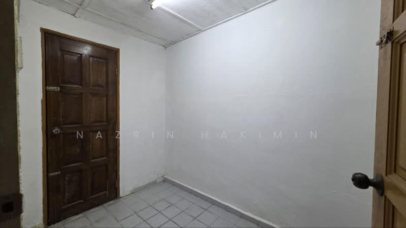 Rumah Teres 2 Tingkat untuk Dijual di Seksyen 8 (Shah Alam) - Nazrin Hakimin - Interior - PropertyGuru.com.my