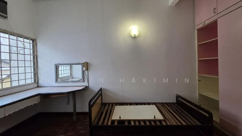 Rumah Teres 2 Tingkat untuk Dijual di Seksyen 8 (Shah Alam) - Nazrin Hakimin - Bedroom - PropertyGuru.com.my