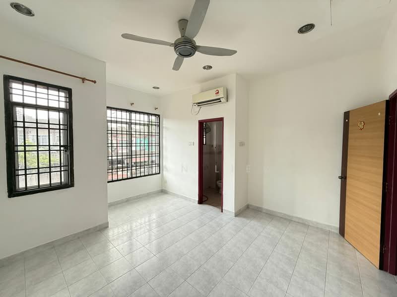 2-storey Terraced House for Sale in Taman Setia Indah (Tebrau) - Ziyan Liew - Interior - PropertyGuru.com.my