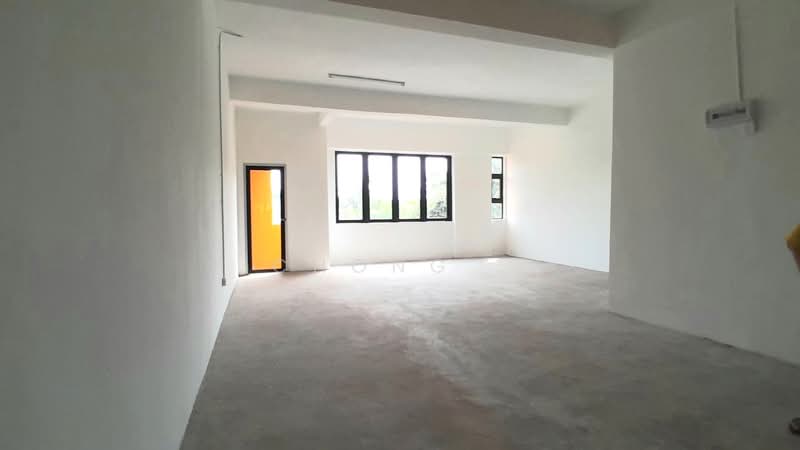 Kedai untuk Disewa di Bandar Tasik Kesuma (Beranang) - Chong . - Interior - PropertyGuru.com.my