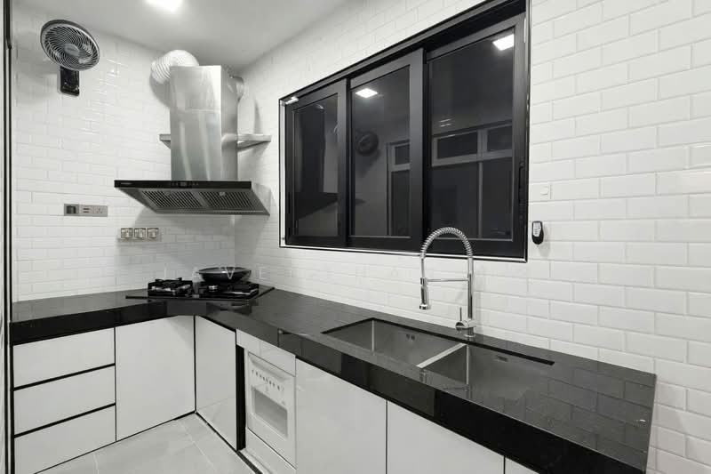 2-storey Terraced House for Sale in Austin (Johor Bahru) - Javenthan Ng - Kitchen - PropertyGuru.com.my