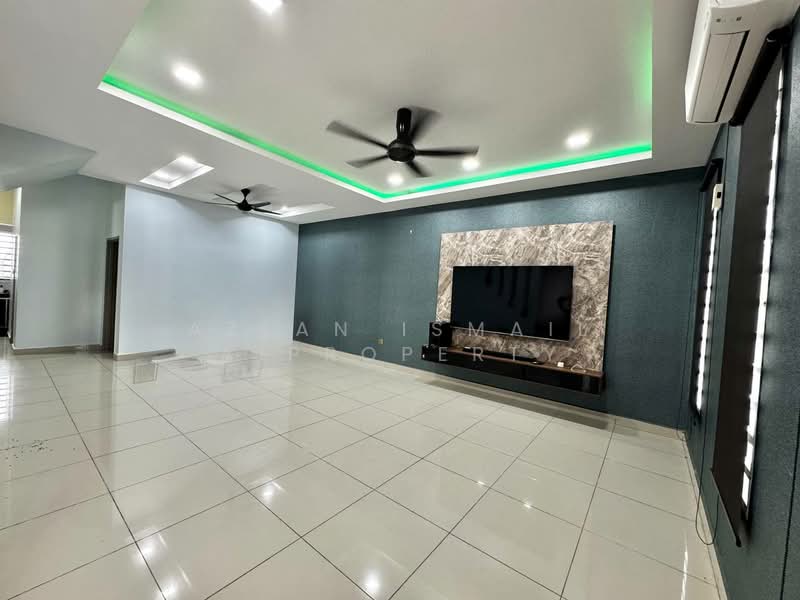 2-storey Terraced House for Sale in Bandar Putra (Kulai) - Azlan Ismail aiproperty - Living Room - PropertyGuru.com.my