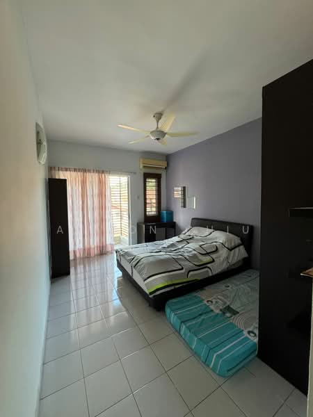 Rumah Bandar untuk Dijual di Batu Caves (Selangor) - Alison Chiu - Bedroom - PropertyGuru.com.my