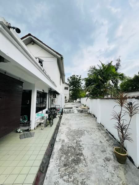 Bungalow for Sale in Seksyen 6 (Petaling Jaya) - Jagger Moo - Exterior - PropertyGuru.com.my