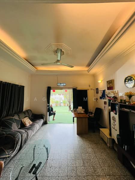Bungalow for Sale in Seksyen 6 (Petaling Jaya) - Jagger Moo - Living Room - PropertyGuru.com.my