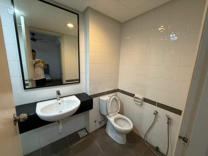 Kondominium untuk Disewa di Northpoint Residences - Terry Law - Bathroom - PropertyGuru.com.my