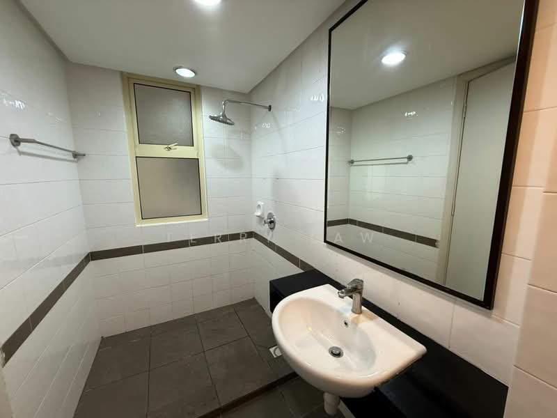 Kondominium untuk Disewa di Northpoint Residences - Terry Law - Bathroom - PropertyGuru.com.my