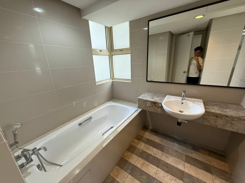 Kondominium untuk Disewa di Northpoint Residences - Terry Law - Bathroom - PropertyGuru.com.my