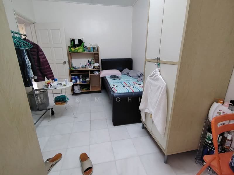 Rumah Teres 2 Tingkat untuk Dijual di Taman Mastiara (Jalan Ipoh) - Kim Chia - Bedroom - PropertyGuru.com.my