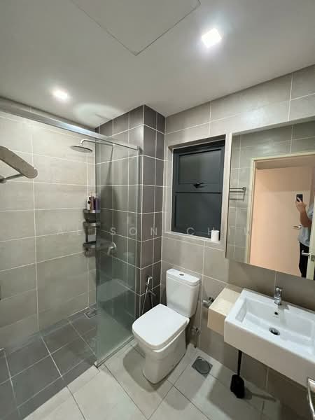 Kondominium untuk Disewa di Lakeville Residence - Alison Chiu - Bathroom - PropertyGuru.com.my