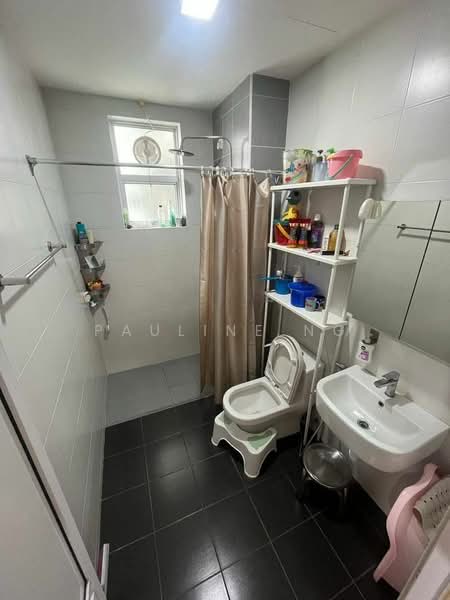 Pangsapuri untuk Dijual di Aliff Avenue (Dwi Alif) - Pauline Ng - Bathroom - PropertyGuru.com.my