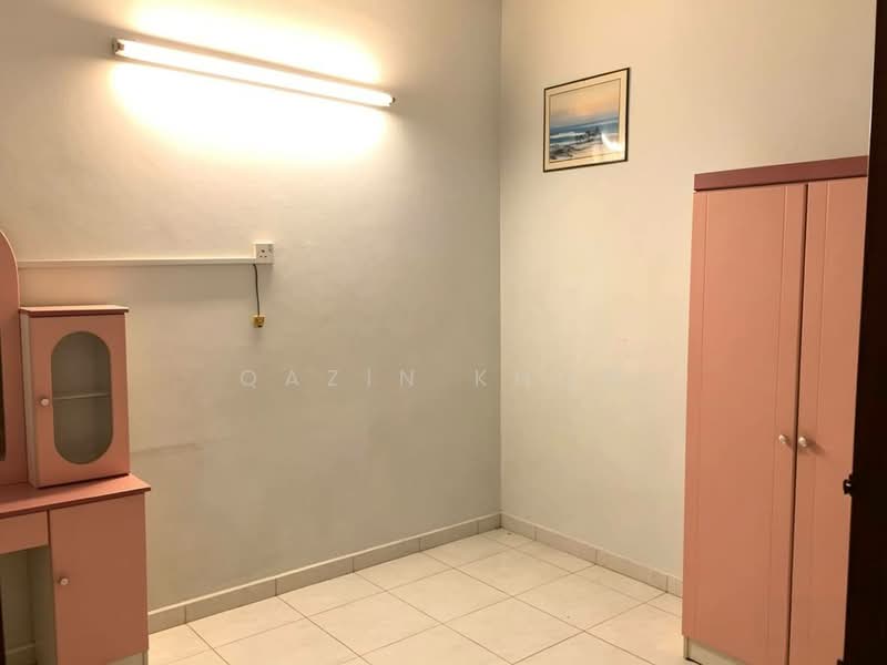 2-storey Terraced House for Sale in Taman Pengkalan Barat (Ipoh) - Qazin Khoo - Bedroom - PropertyGuru.com.my