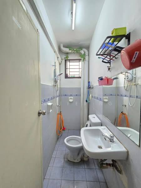 Apartment for Sale at Villa Bestari Apartment - Jennifer Ng - Bathroom - PropertyGuru.com.my